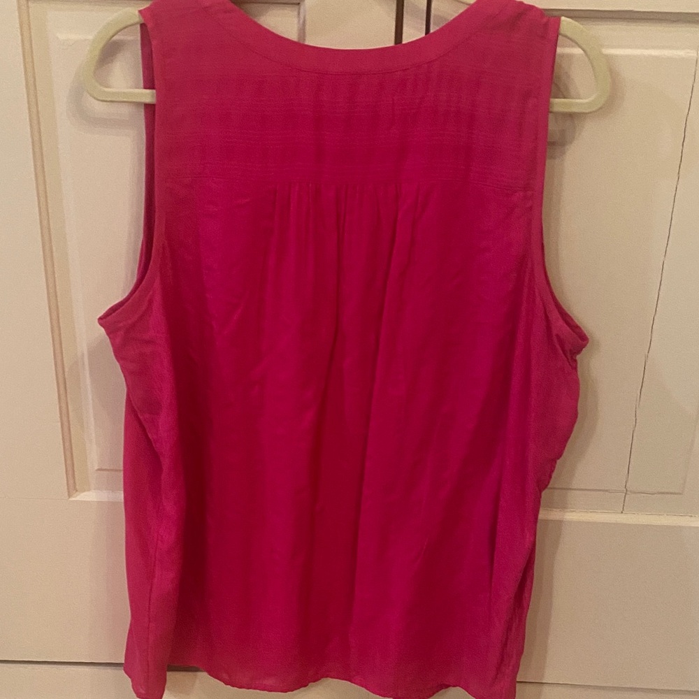 LOFT New Fuchsia Sleeveless Blouse - Picture 4 of 4
